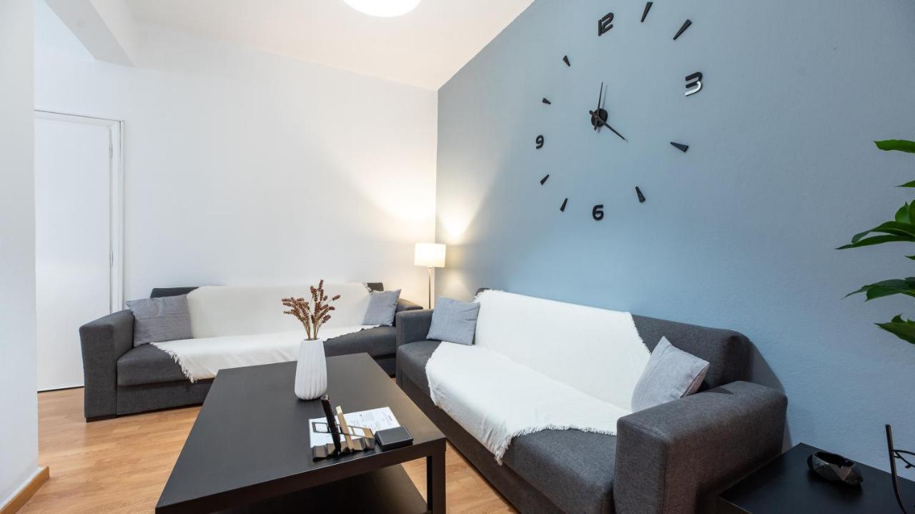 Aelia Apartment Artemida  Exterior photo