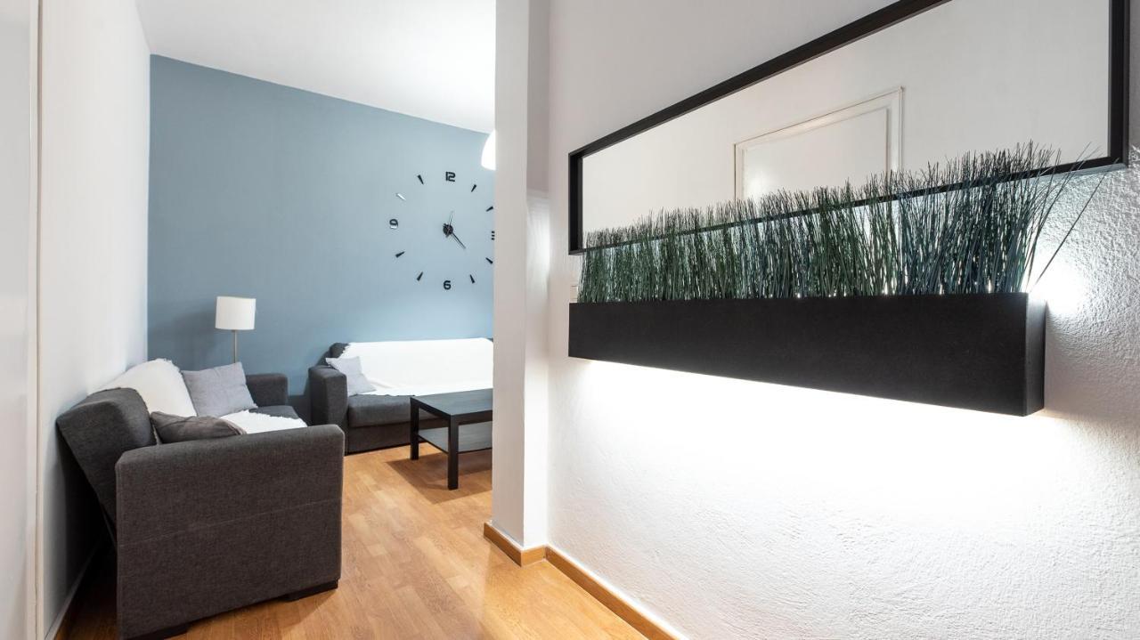 Aelia Apartment Artemida  Exterior photo